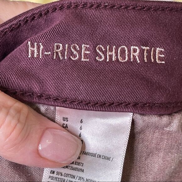 American Eagle Hi-Rise Shorties in‎ Maroon - Size 6 - Picture 4 of 8